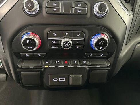 Used 2021 GMC Sierra 1500 Elevation image 23