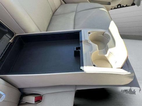 Used 2006 Toyota Avalon Limited image 26