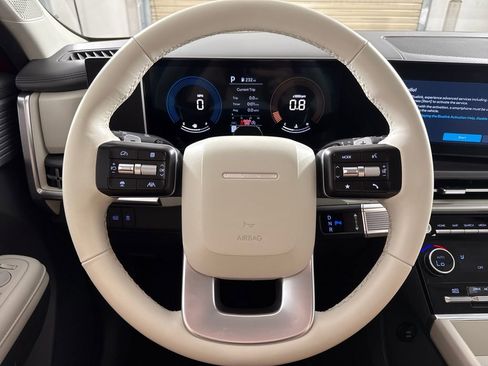 Used 2025 Hyundai Santa Fe SEL image 17