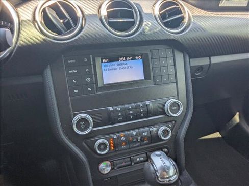 Used 2019 Ford Mustang Coupe RWD image 10