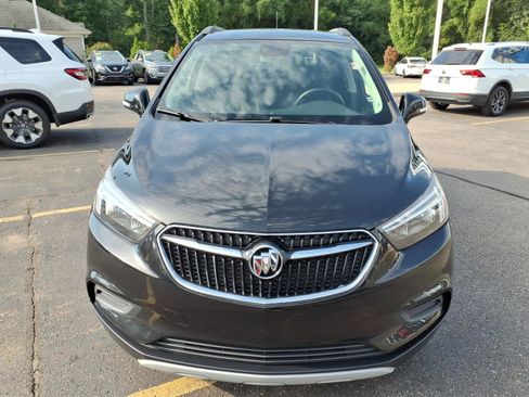 Used 2018 Buick Encore Preferred FWD image 2