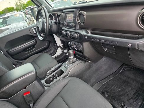 Used 2020 Jeep Wrangler Unlimited Sport S image 16