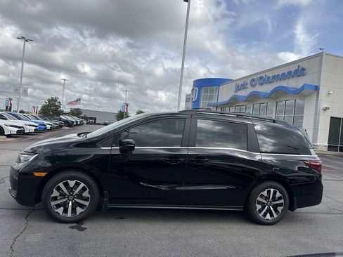 New 2026 Honda Odyssey EX-L image 4