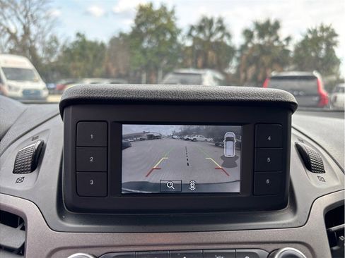 Used 2021 Ford Transit Connect XL image 22