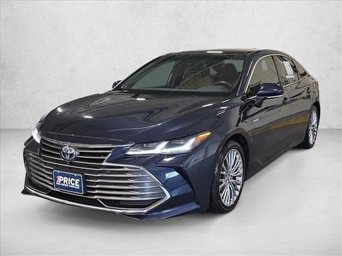 Used 2019 Toyota Avalon Limited w/ Advanced Safety Package FWD image 1