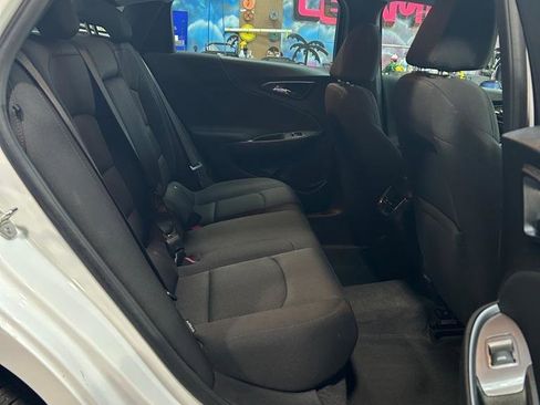 Used 2024 Chevrolet Malibu LT image 18