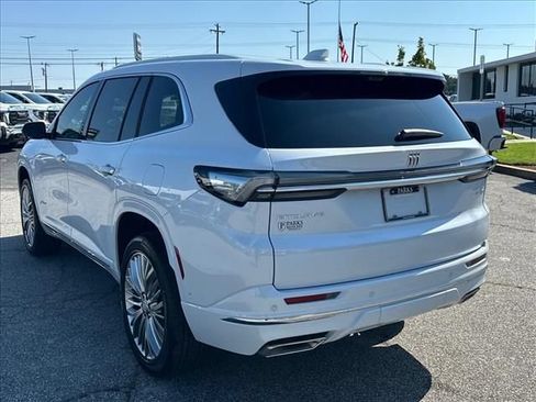 New 2027 Buick Enclave Avenir FWD image 8