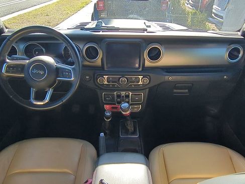 Used 2018 Jeep Wrangler Unlimited Rubicon image 17