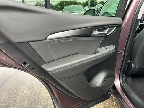 Certified 2025 Buick Envision Preferred AWD/4WD image 21