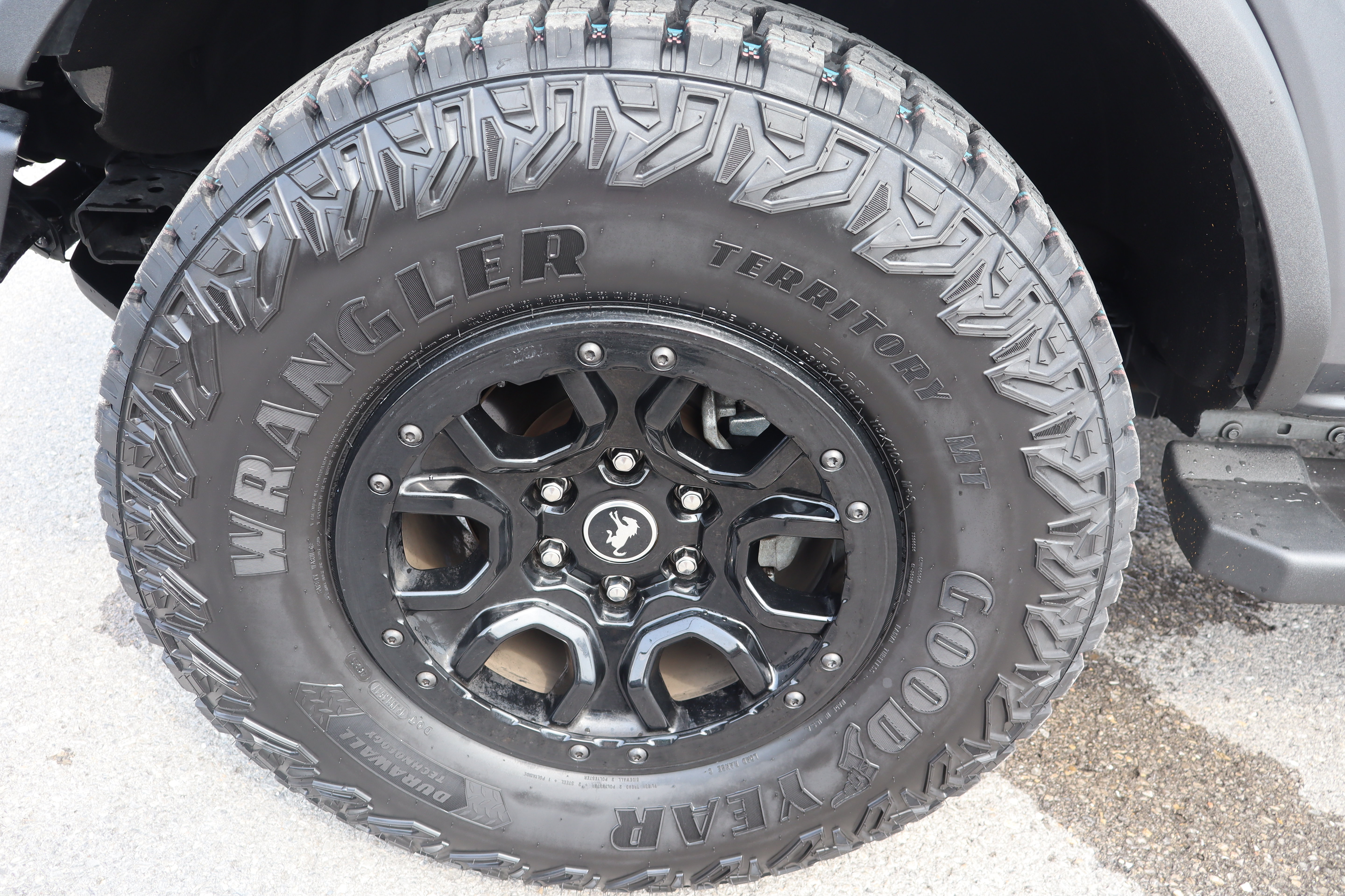 Used 2024 Ford Bronco Wildtrak AWD/4WD image 11