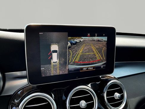 Used 2018 Mercedes-Benz GLC 300 4MATIC image 14