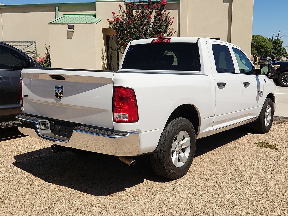 Used 2023 RAM 1500 Classic SLT w/ Trailer & Traction Group RWD image 3