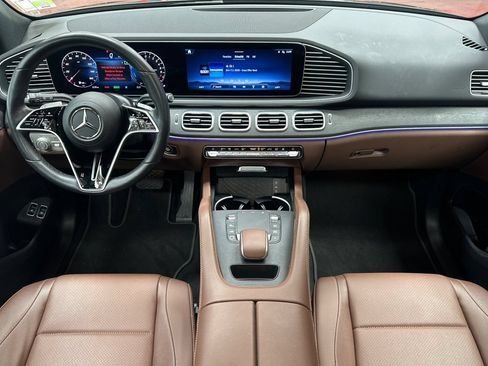 Used 2025 Mercedes-Benz GLE 450e 4MATIC image 18