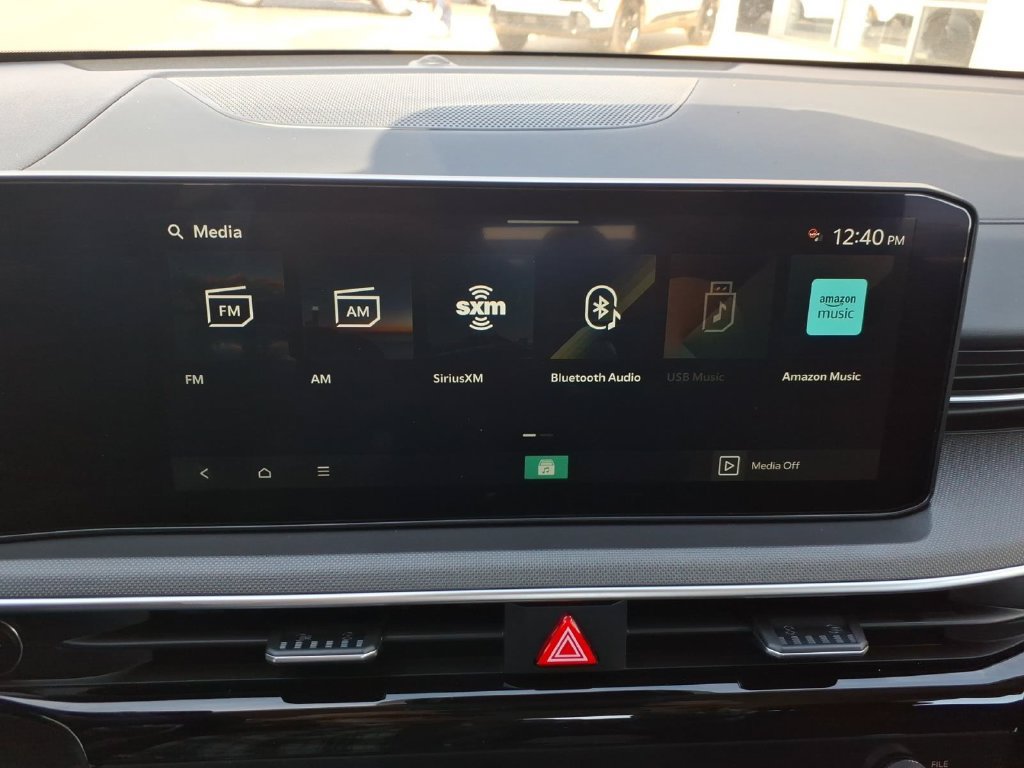 New 2026 Kia K5 LXS FWD image 17