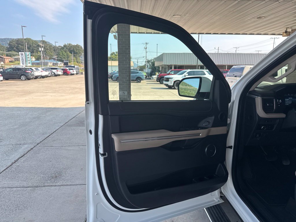 Certified 2024 Ford Expedition Max Limited RWD image 17