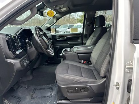 Used 2023 Chevrolet Silverado 1500 LT image 23