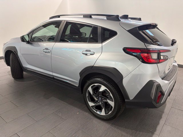 Used 2024 Subaru Crosstrek 2.5i Limited AWD/4WD image 3