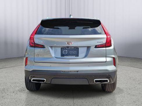 Used 2025 Cadillac XT4 Premium Luxury FWD image 5