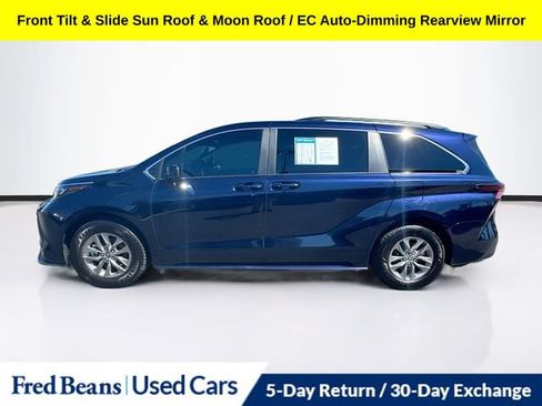 Used 2024 Toyota Sienna LE w/ LE Plus Package AWD/4WD image 7