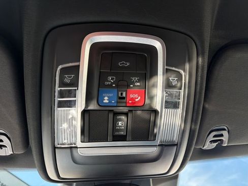 Used 2022 RAM 1500 Laramie w/ Sport Appearance Package AWD/4WD image 30