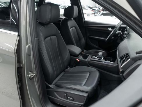 Used 2023 Audi Q5 2.0T Premium w/ Convenience Package AWD/4WD image 10