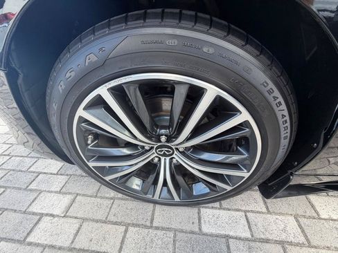 Used 2022 INFINITI Q60 3.0t Luxe w/ Cargo Package RWD image 26