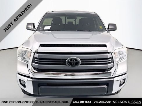Used 2014 Toyota Tundra SR5 image 2