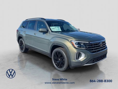 New 2026 Volkswagen Atlas SE FWD image 1