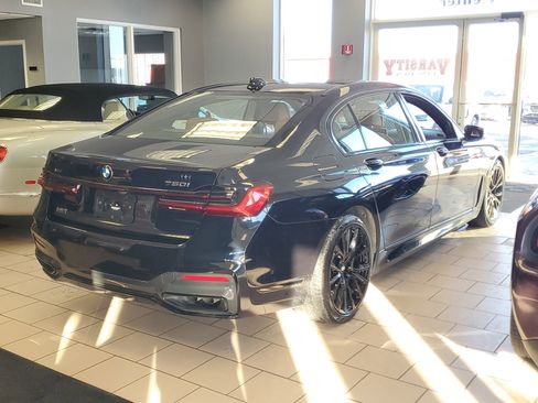 Used 2022 BMW 750i xDrive w/ Executive Package image 6
