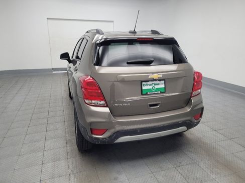 Used 2022 Chevrolet Trax LT w/ Driver Confidence Package AWD/4WD image 6