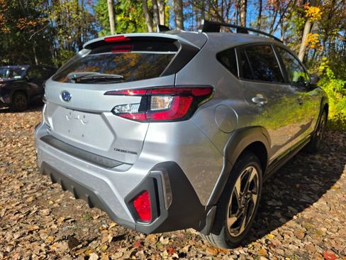 New 2026 Subaru Crosstrek 2.5i Limited w/ Popular Package #4A image 8