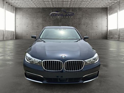 Used 2019 BMW 740i w/ Executive Package RWD image 7