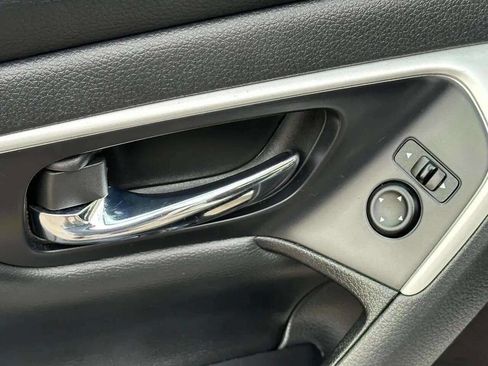 Used 2016 Nissan Altima 2.5 S w/ Power Driver Seat Package image 43