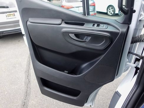 Used 2023 Mercedes-Benz Sprinter 2500 image 20