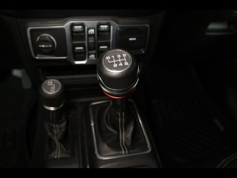 Used 2018 Jeep Wrangler Unlimited Sahara w/ Safetytec Group image 20