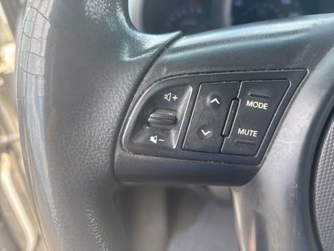 Used 2010 Kia Soul + w/ Audio Pkg FWD image 7