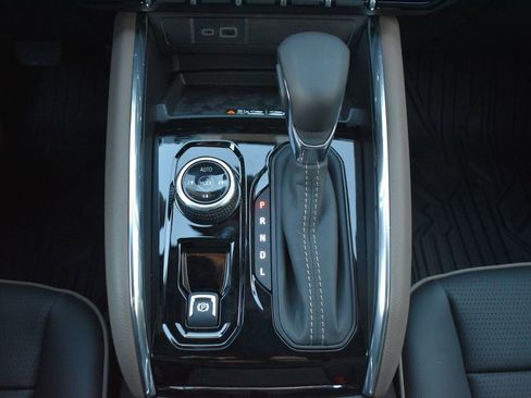 New 2026 GMC Canyon Denali image 33