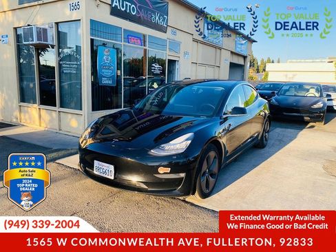 Used 2019 Tesla Model 3 Standard Range Plus image 12