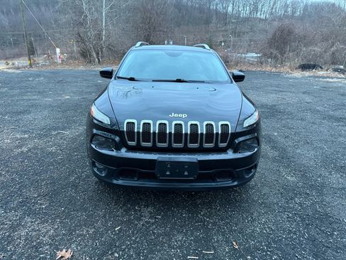 Used 2016 Jeep Cherokee Latitude w/ Comfort & Sound Group image 2