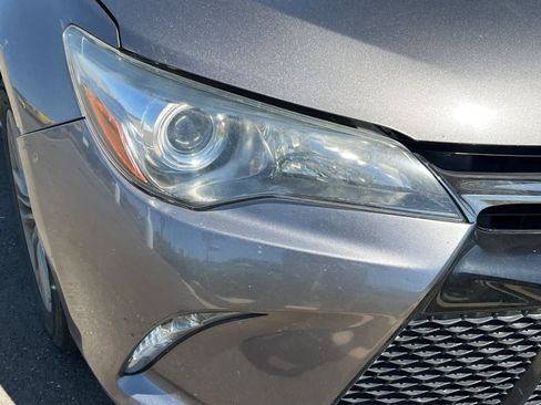 Used 2017 Toyota Camry SE FWD image 14