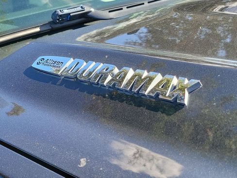 Used 2018 Chevrolet Silverado 2500 High Country w/ Duramax Plus Package image 6