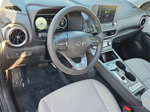 Certified 2023 Hyundai Kona SE image 10