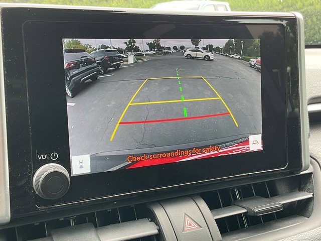 Used 2024 Toyota RAV4 XLE FWD image 26