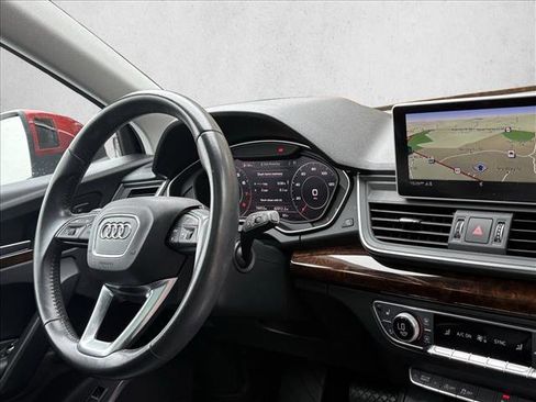 Used 2018 Audi Q5 2.0T Premium Plus image 24