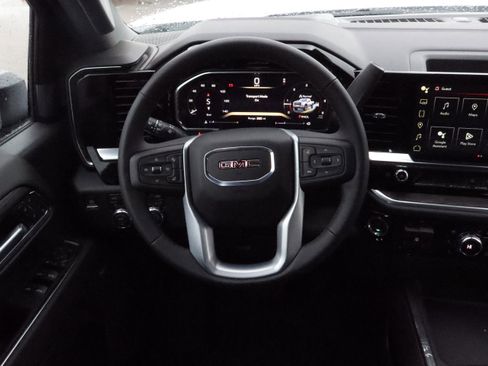 New 2026 GMC Sierra 3500 SLT image 9