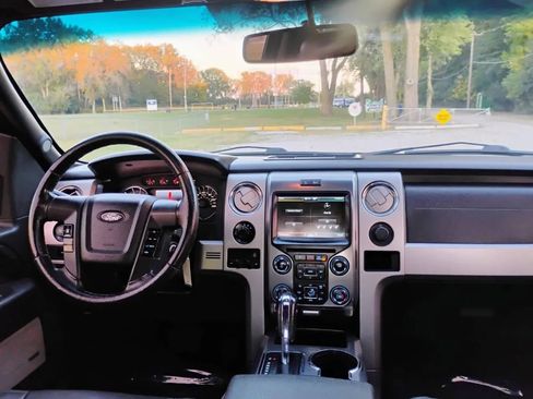 Used 2014 Ford F150 FX4 w/ Equipment Group 402A Luxury image 10