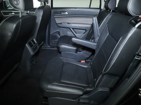 Used 2021 Volkswagen Atlas SE w/ Panoramic Sunroof Package AWD/4WD image 15