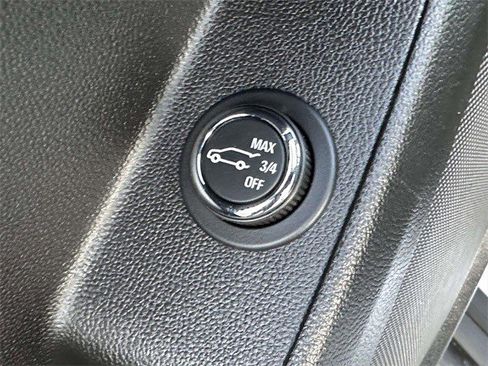 Certified 2023 Chevrolet Traverse RS image 20