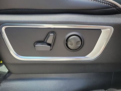 New 2026 RAM 1500 Laramie AWD/4WD image 13