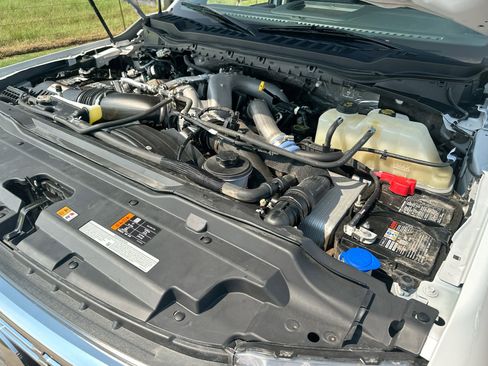 Used 2024 Ford F350 XLT image 24